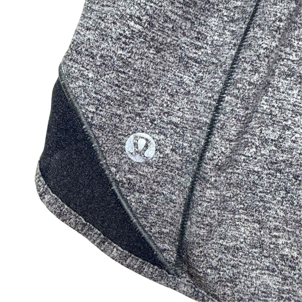 Lululemon Hotty Hot Short *High-Rise 2.5" Heather Lux Multi Black - Picture 6 of 7